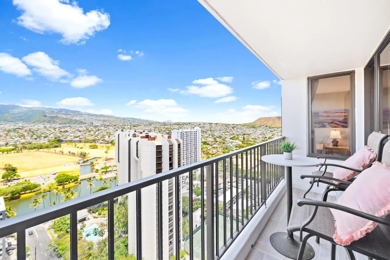 Apartment Beautiful Mountain Views & Steps To Waikiki Beach Honolulu United States